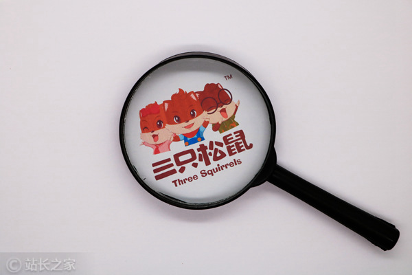 一個月賣出36億，網紅小零食如何成為行業巨頭?